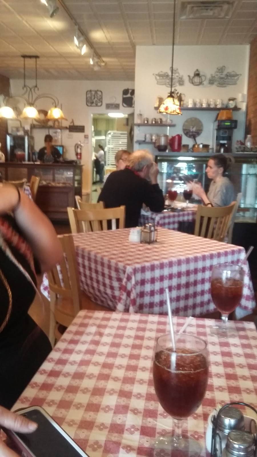 Just Desserts Bakery & Cafe | bakery | 3719, 3719, 113, W Main St, Harleyville, SC 29448, USA | 8434627499 OR +1 843-462-7499