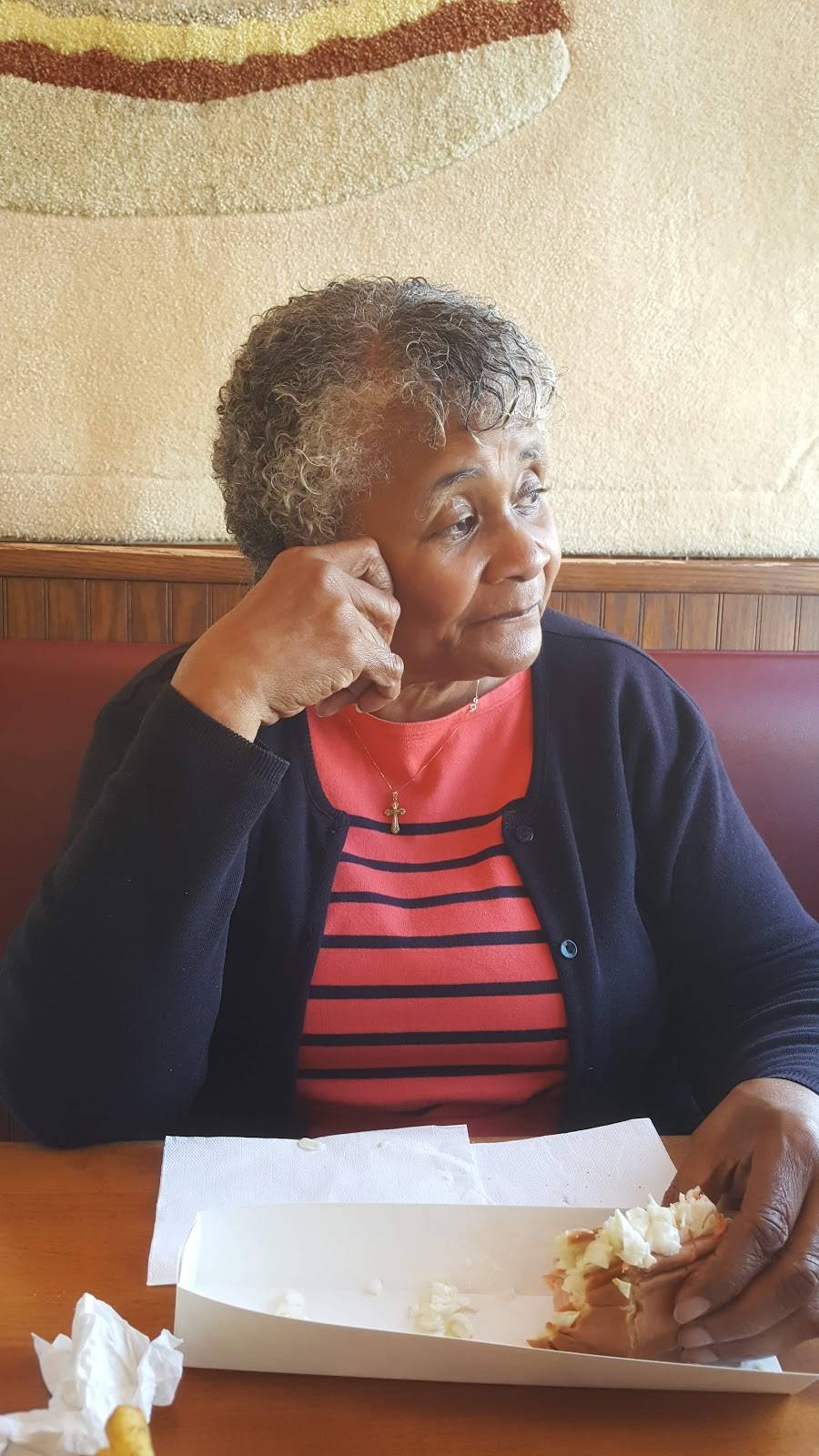 Jakn Jil | restaurant | 1404 E High St, Charlottesville, VA 22902, USA | 4342937213 OR +1 434-293-7213