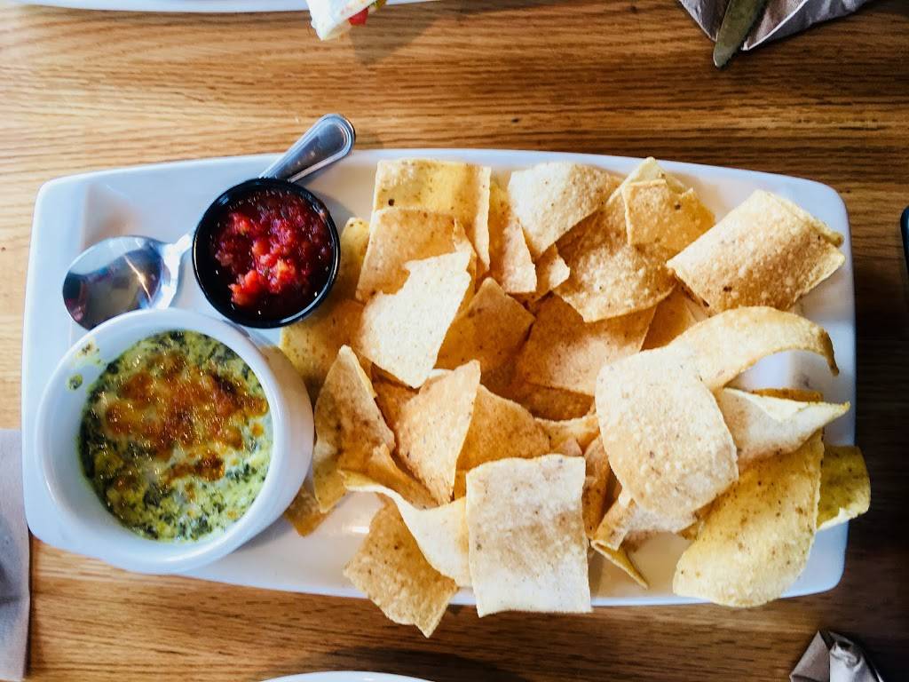 Applebees Grill + Bar | restaurant | 31653 Gratiot Ave, Roseville, MI 48066, USA | 5864159630 OR +1 586-415-9630