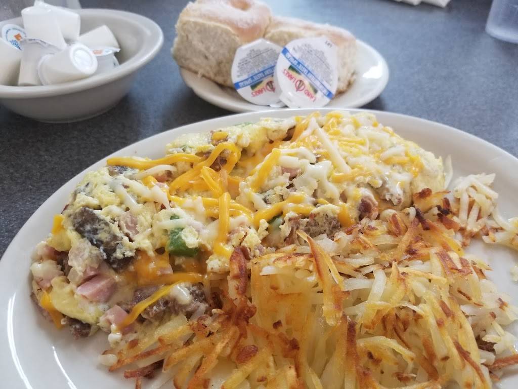 Tops Cafe | restaurant | 718 Wynnewood Dr, Dallas, TX 75224, USA | 2149468111 OR +1 214-946-8111