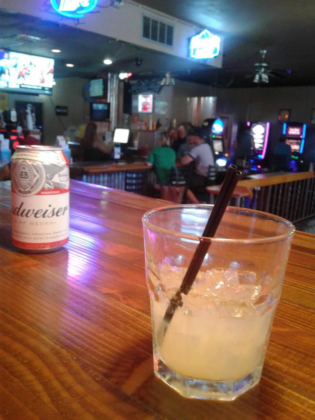 Rias Bar | restaurant | 39024 Proctor Blvd, Sandy, OR 97055, USA | 5038268536 OR +1 503-826-8536