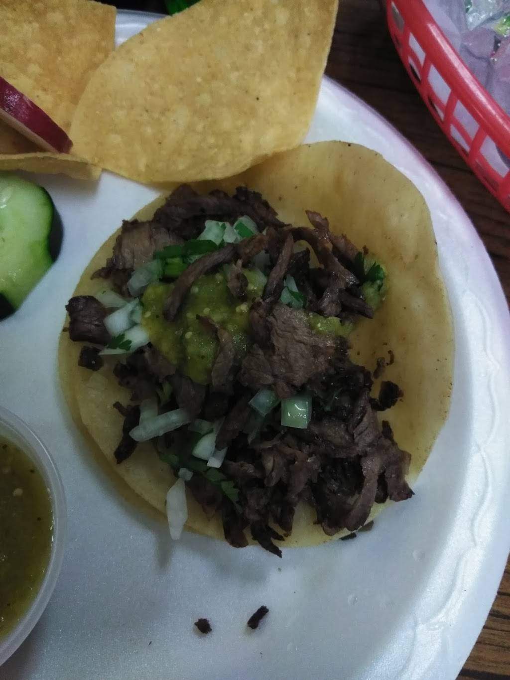 El Charro | restaurant | 16922 Main St E, Hesperia, CA 92345, USA | 7609472408 OR +1 760-947-2408