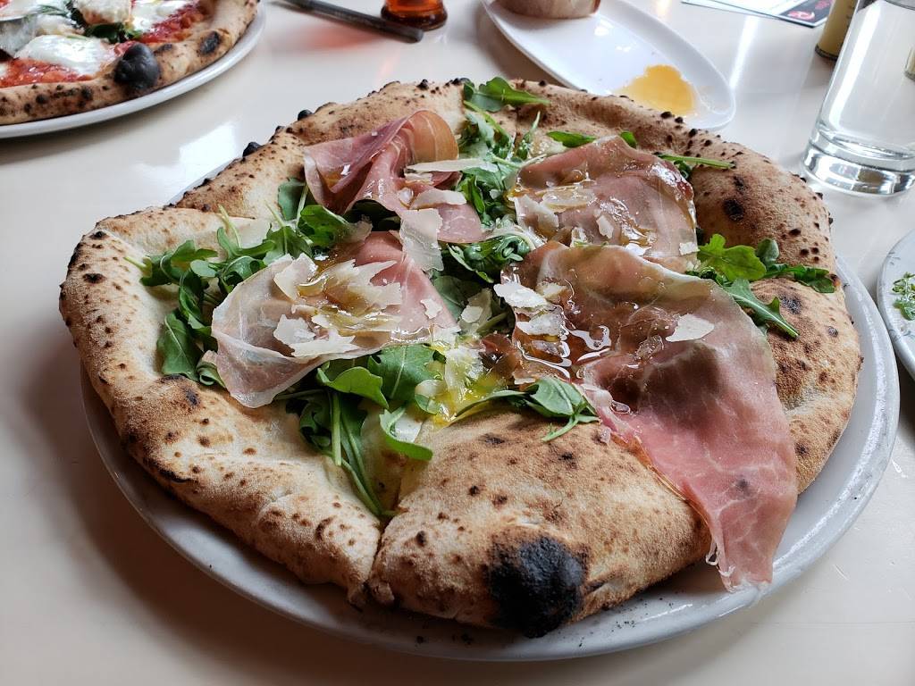 Forno Rosso Pizzeria Napoletana West Loop | restaurant | 1048 W Randolph St, Chicago, IL 60607, USA | 3122436000 OR +1 312-243-6000