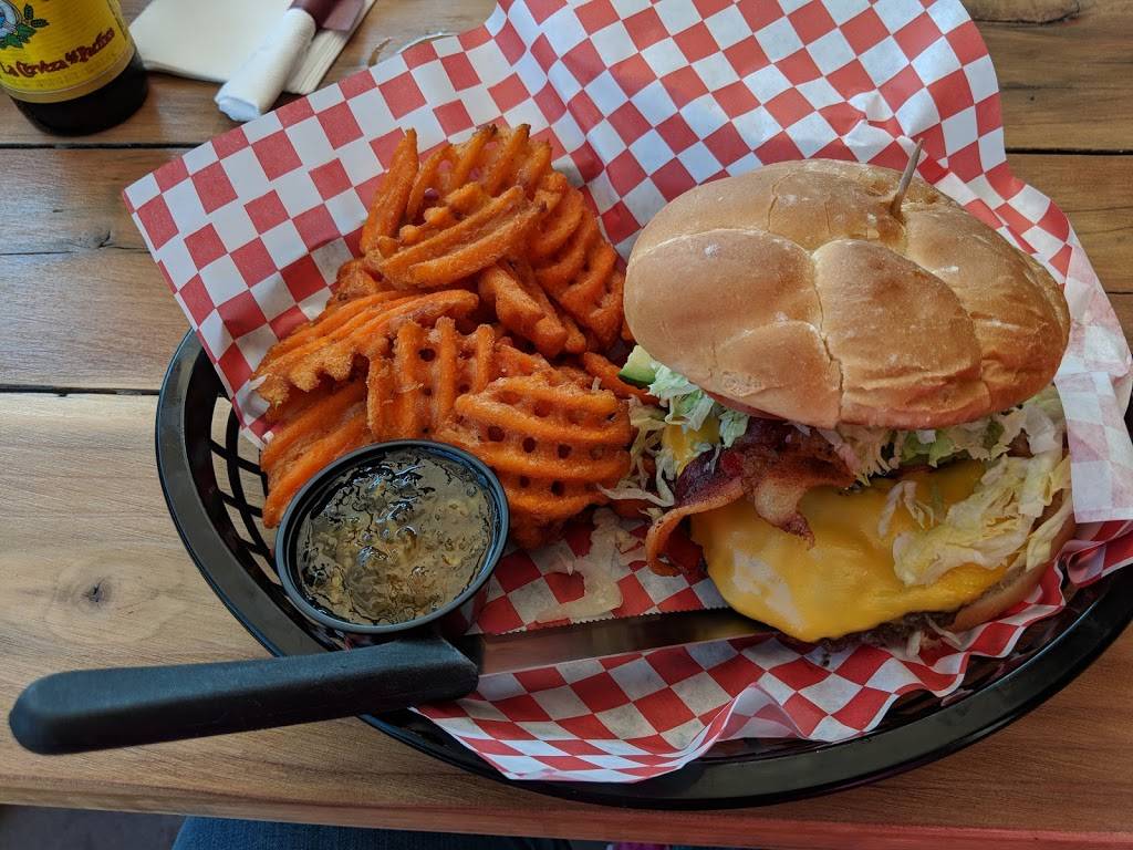 Alpine Tavern and Grill | restaurant | 2502 Alpine Blvd, Alpine, CA 91901, USA | 6197221470 OR +1 619-722-1470