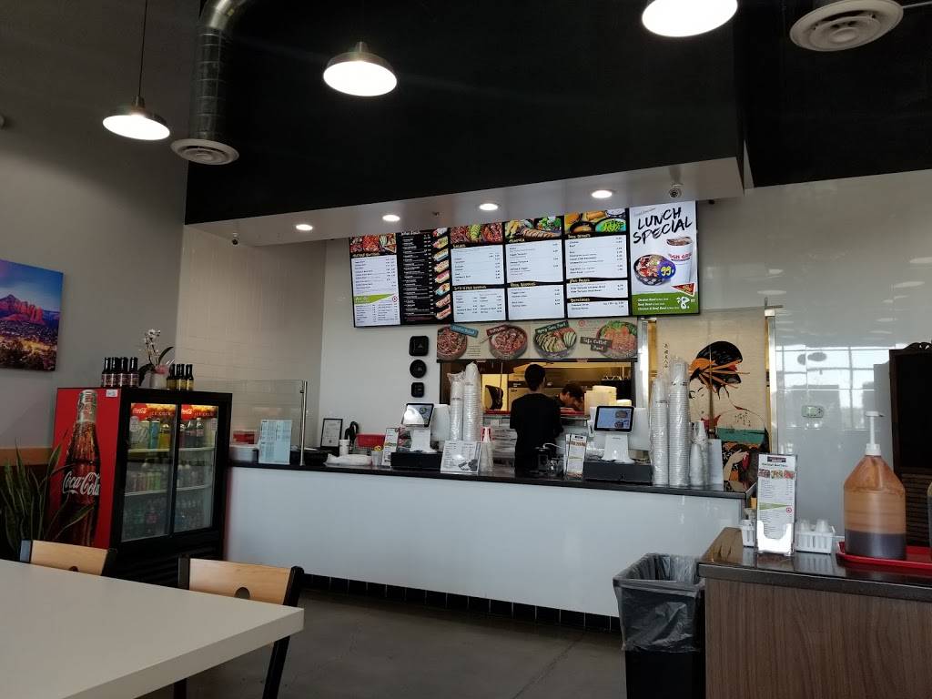 Yogis Grill | restaurant | 950 E Bell Rd #140, Phoenix, AZ 85022, USA | 6024042030 OR +1 602-404-2030