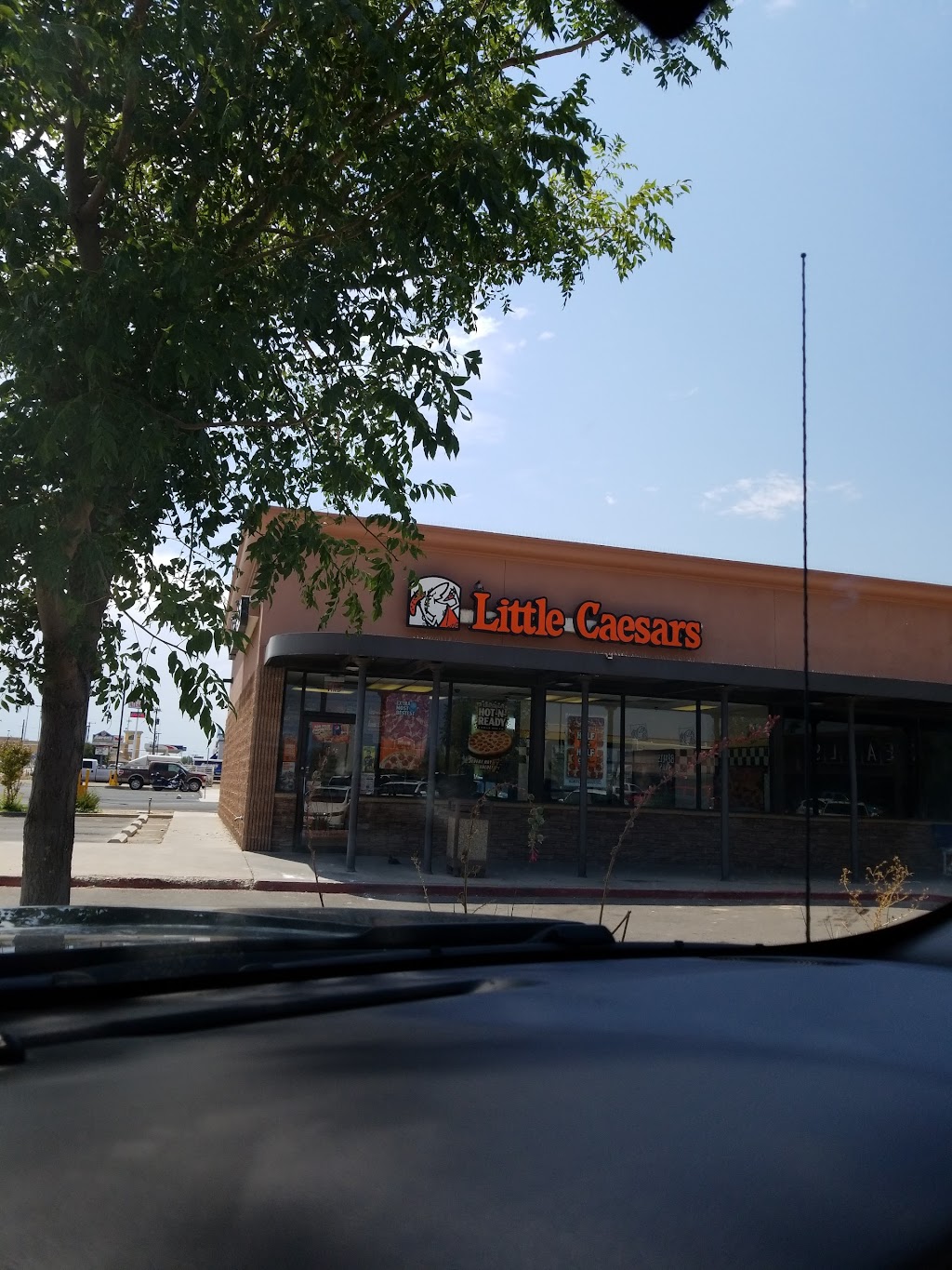 Little Caesars Pizza | meal delivery | 1700 W Main St STE 1, Artesia, NM 88210, USA | 5757466000 OR +1 575-746-6000