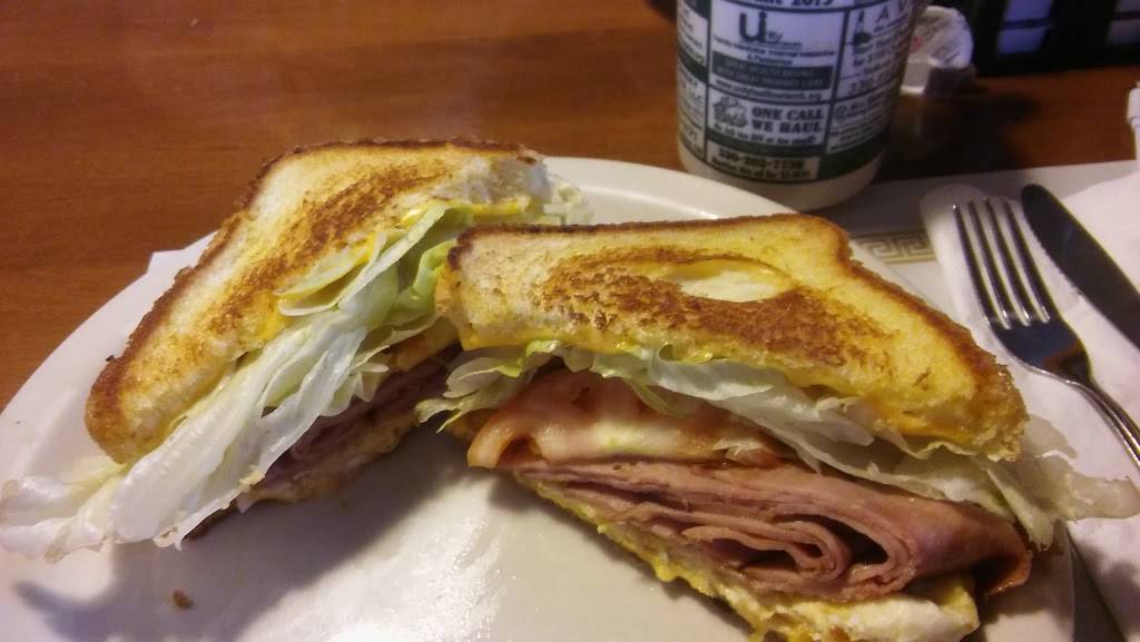 Farmer Boy Restaurant | restaurant | 610 E Cuyahoga Falls Ave, Akron, OH 44310, USA | 3309284727 OR +1 330-928-4727