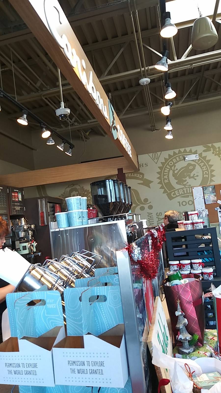 Caribou Coffee | cafe | 3700 University Ave, Waterloo, IA 50701, USA | 3192322156 OR +1 319-232-2156