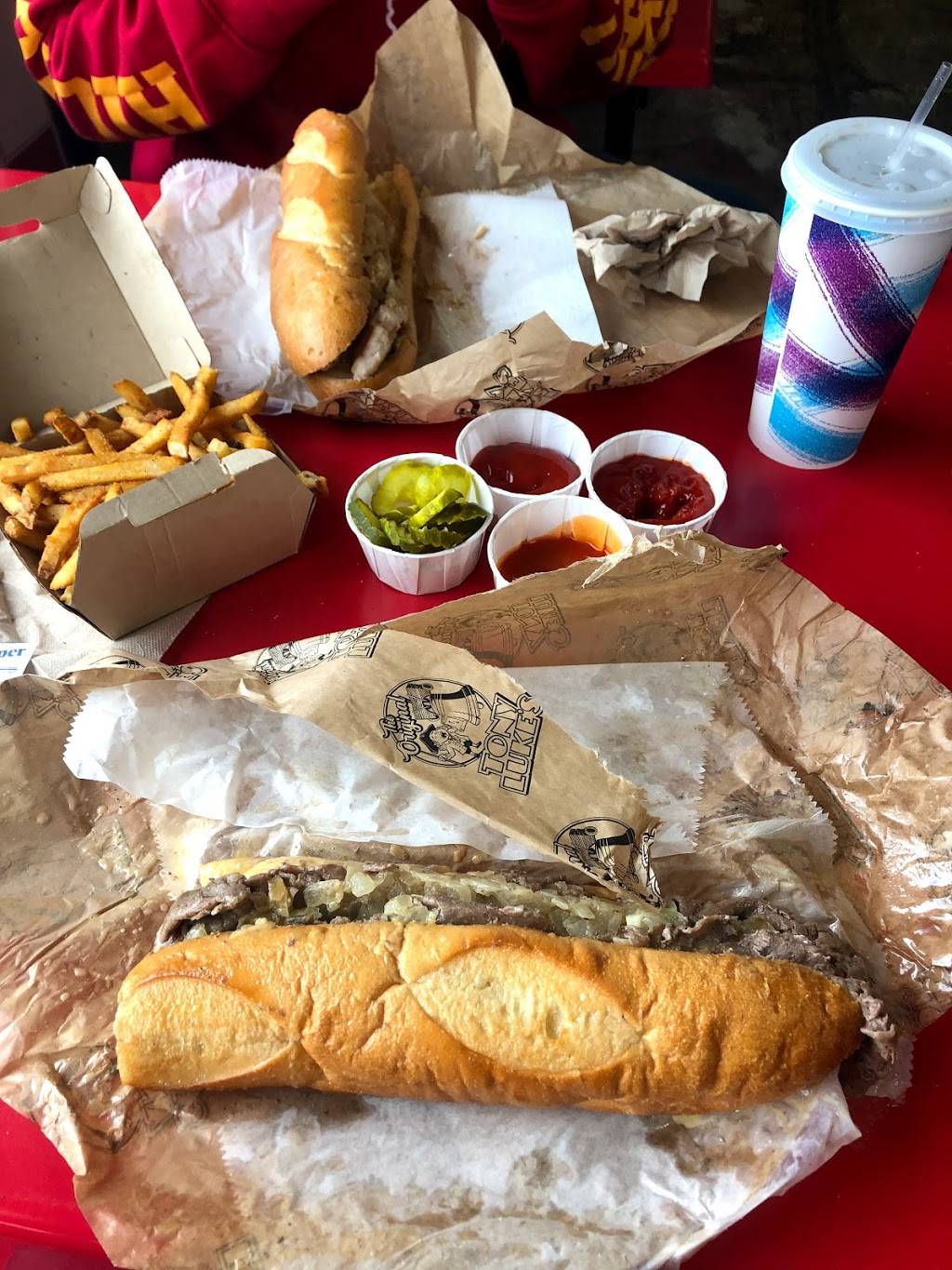 Tony Lukes | restaurant | 39 E Oregon Ave, Philadelphia, PA 19148, USA | 2155515725 OR +1 215-551-5725