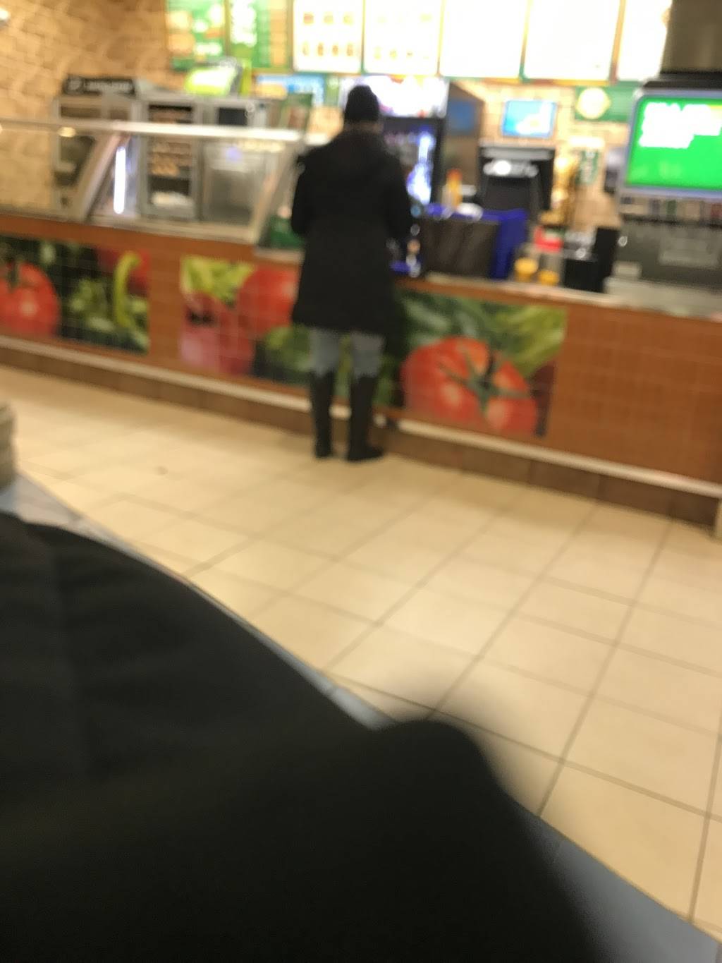 Subway | restaurant | 499 S Main St Shoppers World Brampton, Unit 184C, Brampton, ON L6Y 1N7, Canada | 9054500687 OR +1 905-450-0687