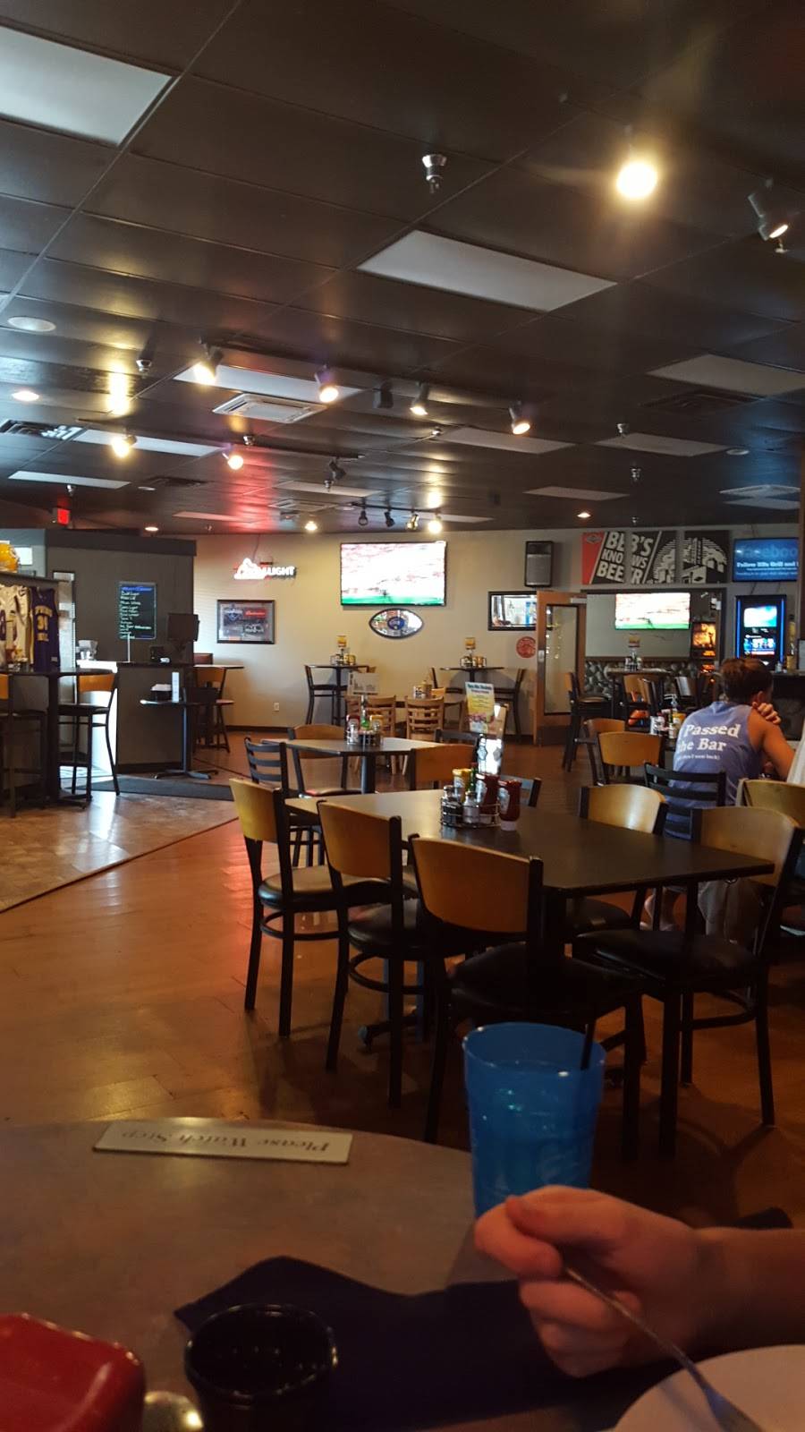 BBs Grill Spring Hill | restaurant | 22362 S Harrison St, Spring Hill, KS 66083, USA | 9135922335 OR +1 913-592-2335