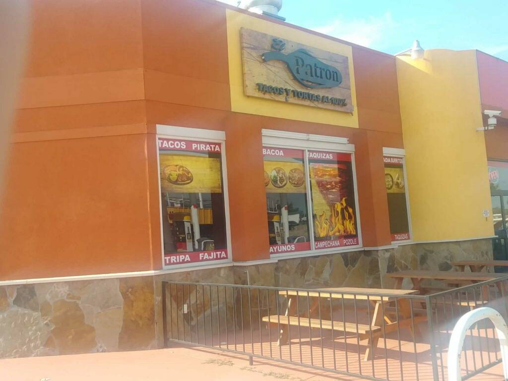 El Patron Tacos Y Tortas | restaurant | 1050 N University Dr, Fort Worth, TX 76114, USA | 8176243744 OR +1 817-624-3744