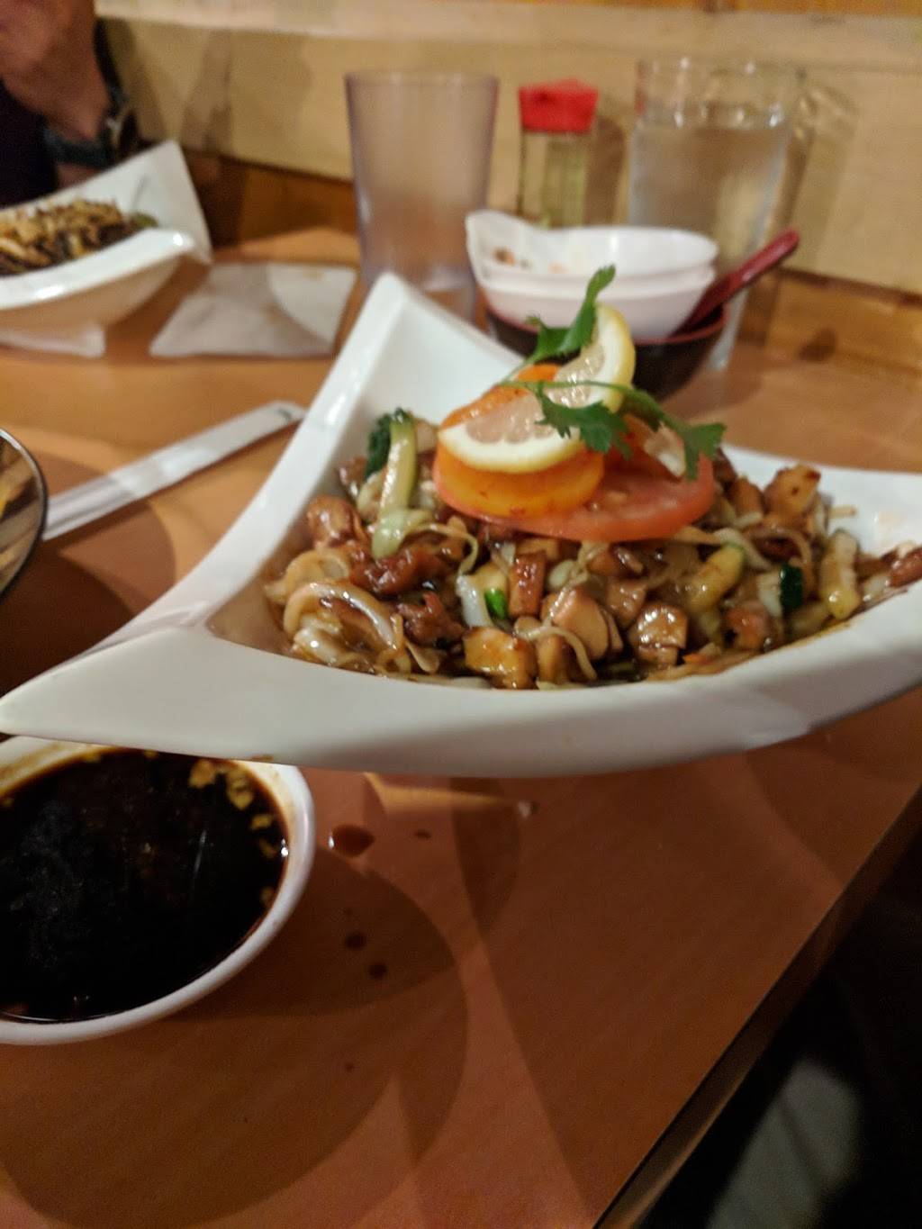 Kyoto Sushi | restaurant | 201 Massachusetts Ave NE, Washington, DC 20002, USA | 2025462597 OR +1 202-546-2597