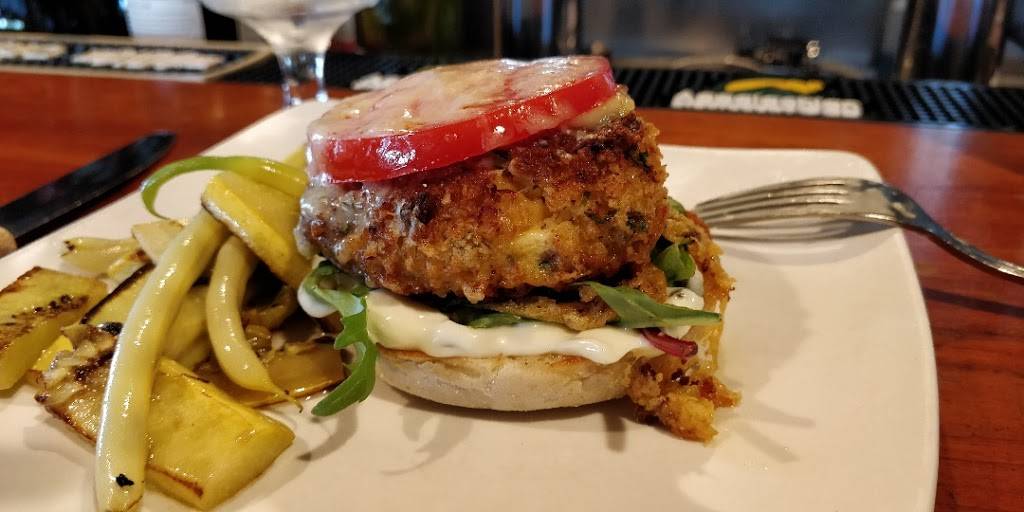 Pauline’s Cafe & Restaurant | cafe | 1834 Shelburne Rd, South Burlington, VT 05403, United States | 8028621081 OR +1 802-862-1081