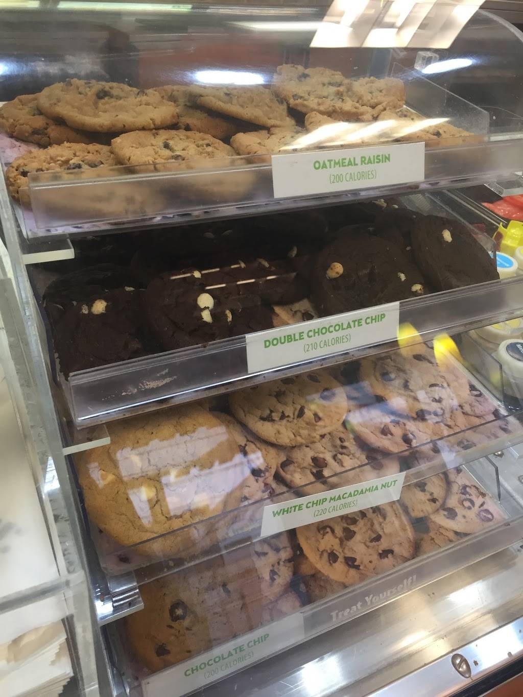 Subway Restaurants | restaurant | 4817 Lee Hwy, Arlington, VA 22207, USA | 7035252258 OR +1 703-525-2258