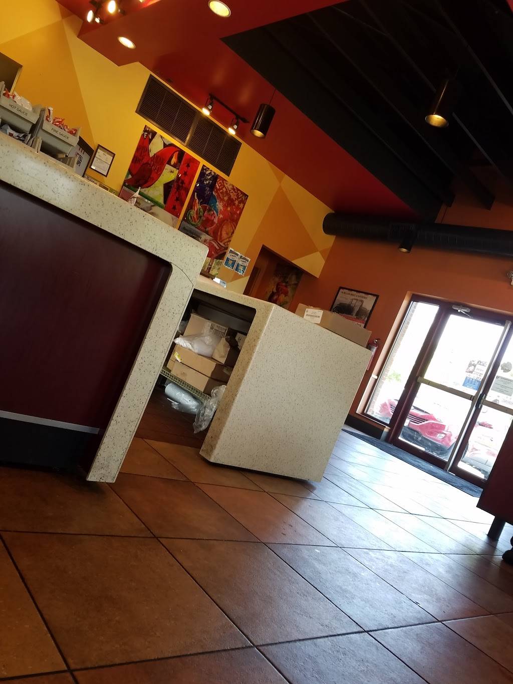 KFC | restaurant | 201 E Hirst Rd, Purcellville, VA 20132, USA | 5403383939 OR +1 540-338-3939