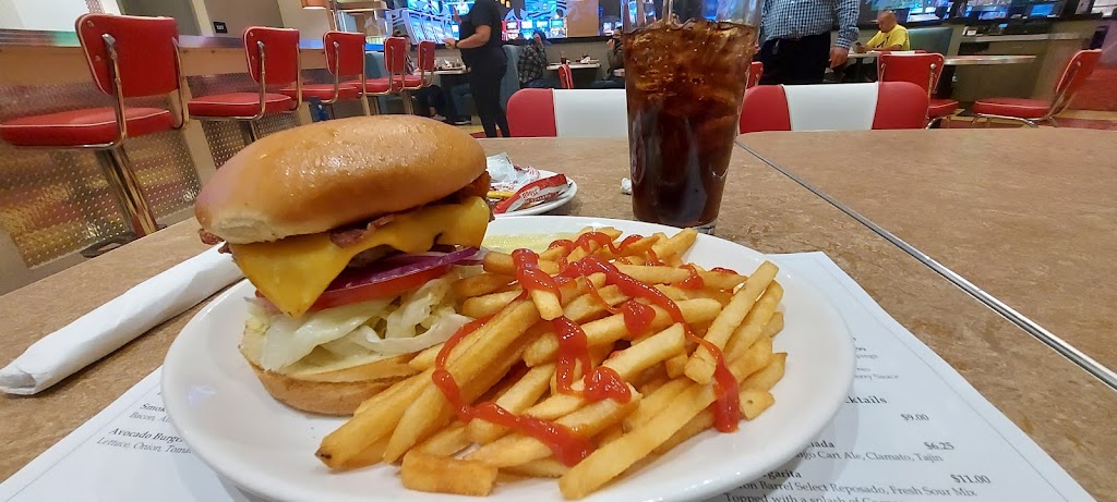 Pit Stop Diner | restaurant | 49806 Seminole Dr, Cabazon, CA 92230, USA | 9517555550 OR +1 951-755-5550