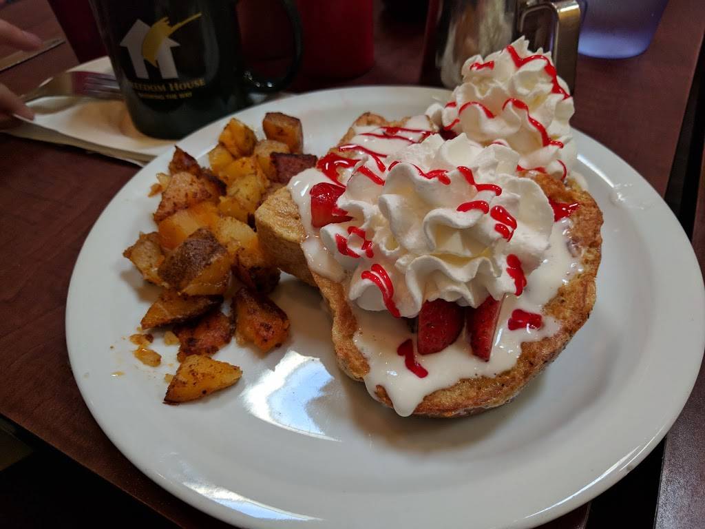 Grumpys Cafe | restaurant | 2621 W 14th St, Cleveland, OH 44113, USA | 2162415025 OR +1 216-241-5025