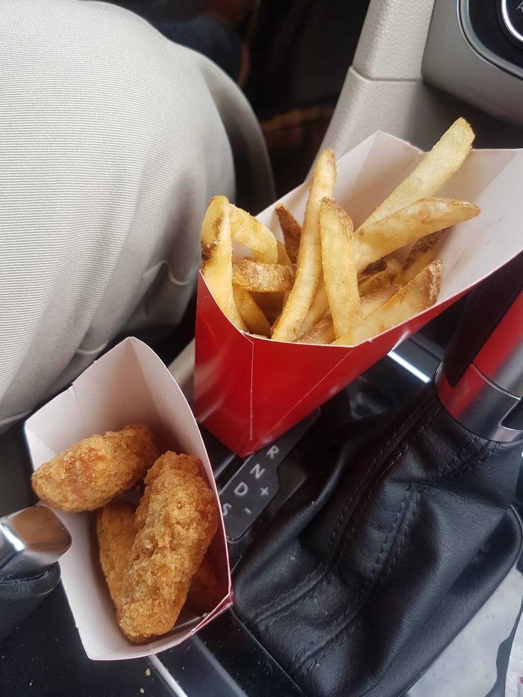 Wendys | restaurant | 7741 Richmond Hwy, Appomattox, VA 24522, USA | 4343528443 OR +1 434-352-8443