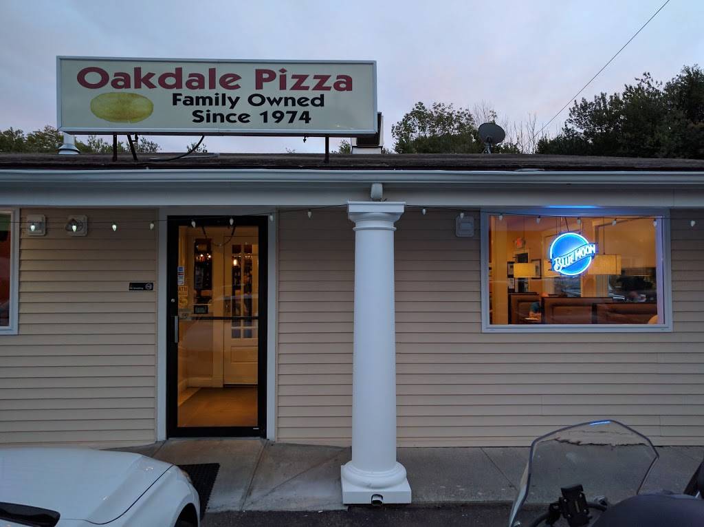 Oakdale Pizza | restaurant | 1242 Old Colchester Rd, Oakdale, CT 06370, USA | 8608591666 OR +1 860-859-1666