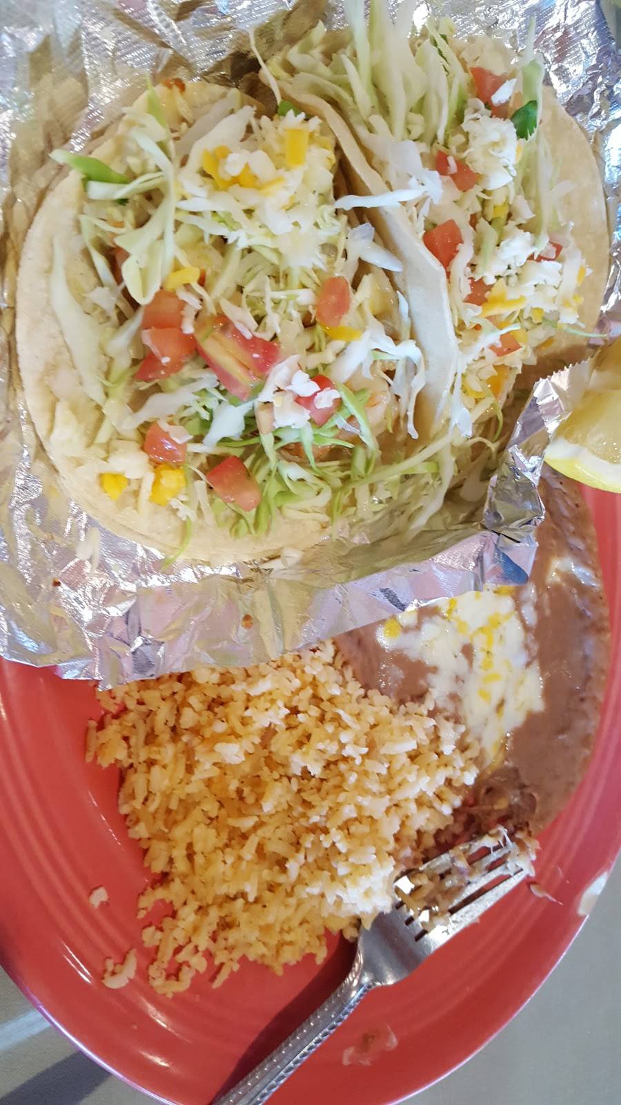 Burrito King | restaurant | 319 N Gateway Dr, Madera, CA 93637, USA | 5596747596 OR +1 559-674-7596