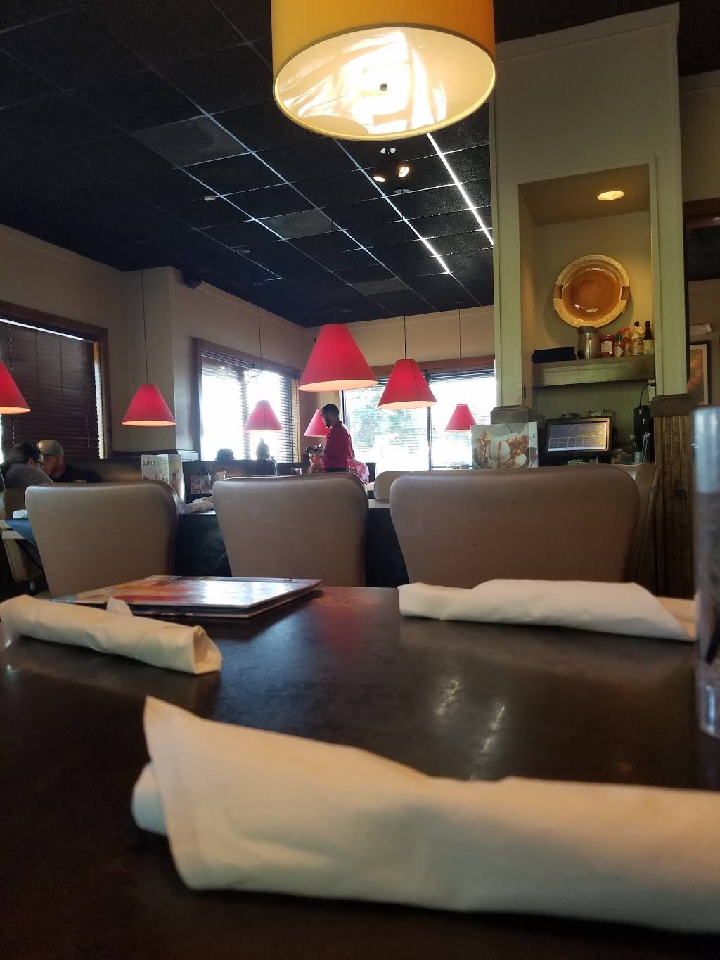 Ruby Tuesday | restaurant | 5005 Fayetteville Rd, Lumberton, NC 28358, USA | 9107396030 OR +1 910-739-6030