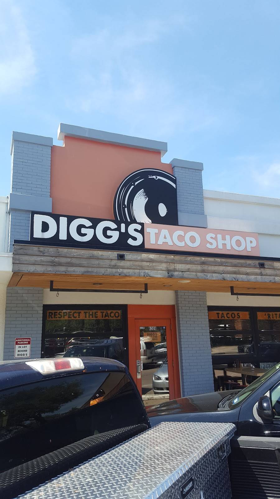 Diggs Taco Shop | restaurant | 6309 Hillcrest Ave, Dallas, TX 75205, USA | 2145200155 OR +1 214-520-0155
