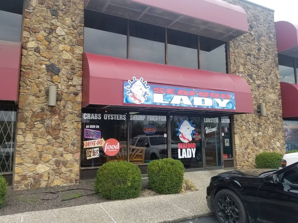 Seafood Lady | restaurant | Fern Valley Rd, Louisville, KY 40219, USA | 5029075251 OR +1 502-907-5251