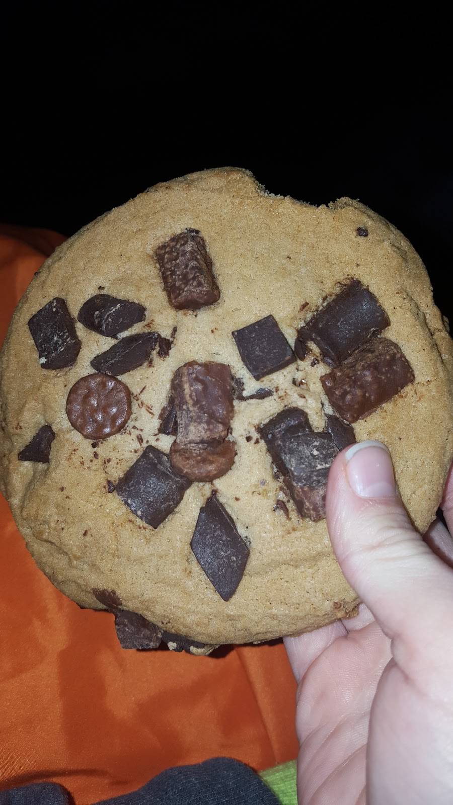 Mama Ginas | restaurant | 101 S 2nd St, Fulton, NY 13069, USA | 3155988210 OR +1 315-598-8210