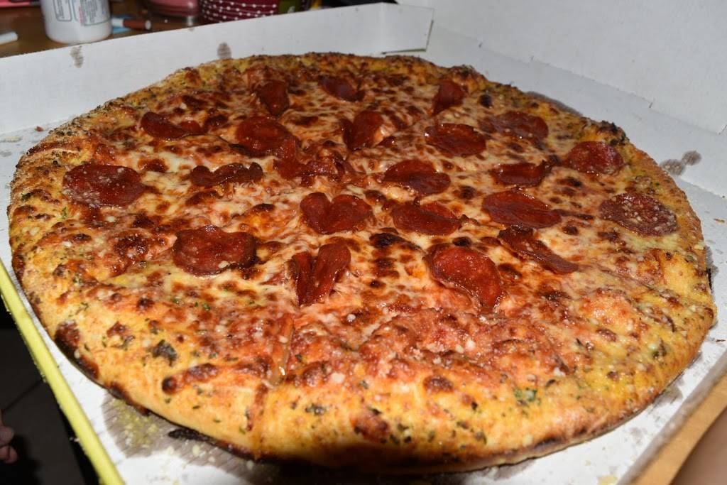 Hungry Howies Pizza | meal delivery | 2262 Aloma Ave, Winter Park, FL 32792, USA | 4076448262 OR +1 407-644-8262