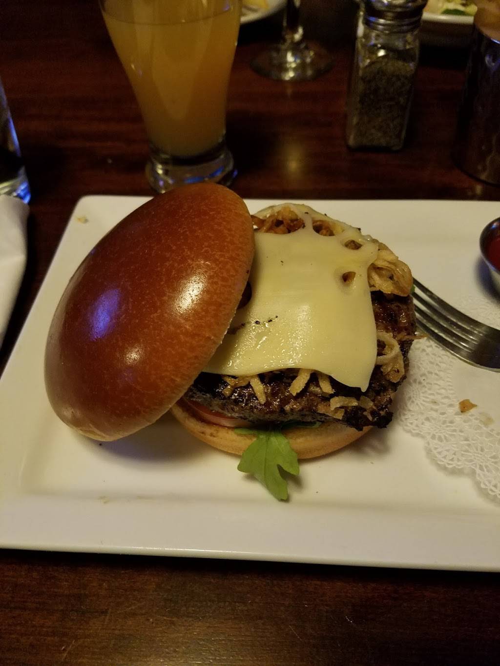 Wood-n-Tap | restaurant | 236 Hartford Turnpike, Vernon, CT 06066, USA | 8608726700 OR +1 860-872-6700