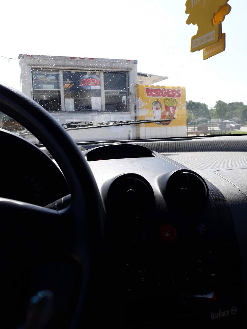 Tonys Burgers | restaurant | 103 E Pridemore Dr, Lincoln, AR 72744, USA | 4798245000 OR +1 479-824-5000