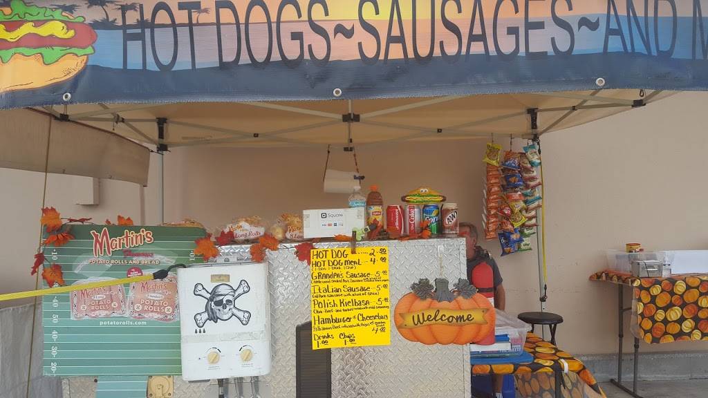 Hot dogs in Paradise | meal takeaway | Lake Wales, FL, USA | 8634206761 OR +1 863-420-6761