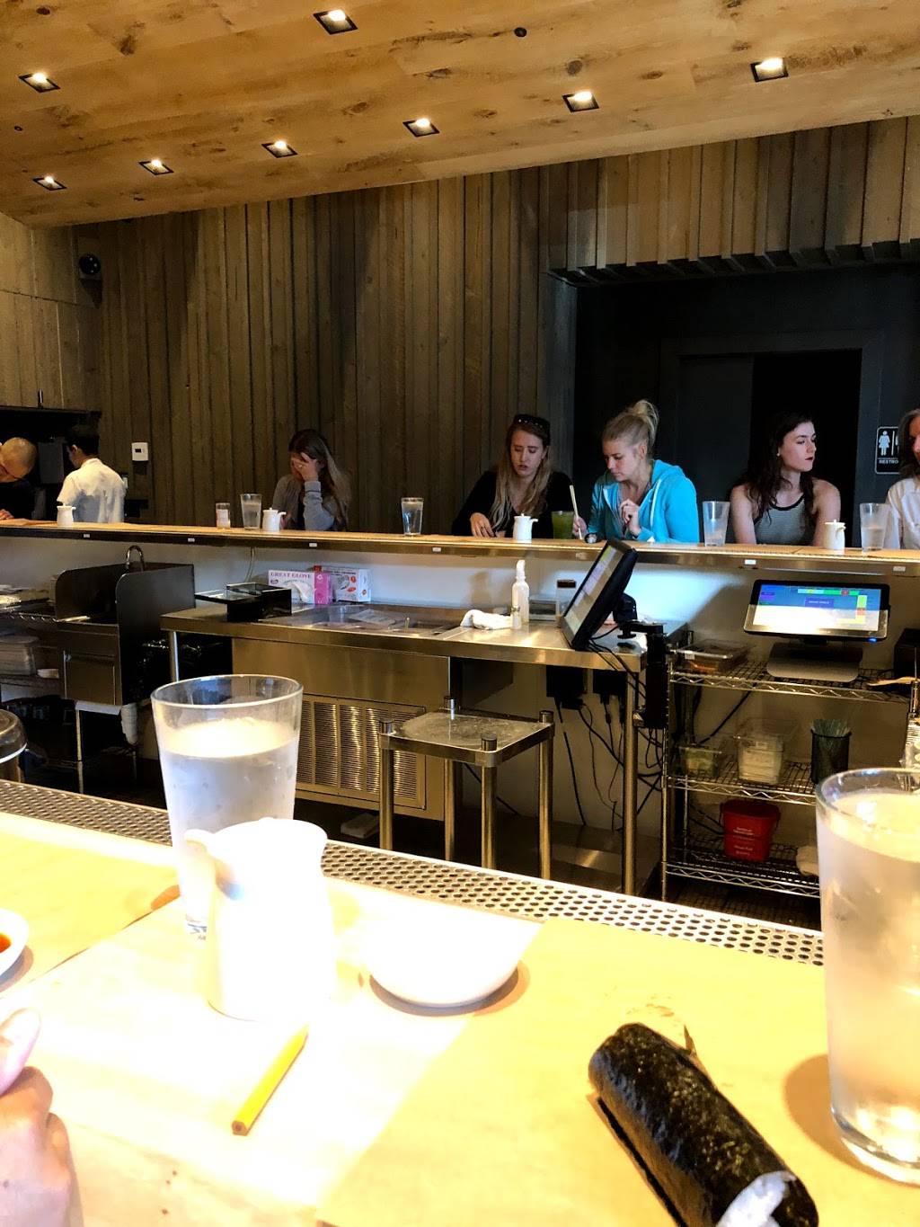 KazuNori: The Original Hand Roll Bar | restaurant | 1110 Gayley Ave, Los Angeles, CA 90024, USA | 3109353974 OR +1 310-935-3974