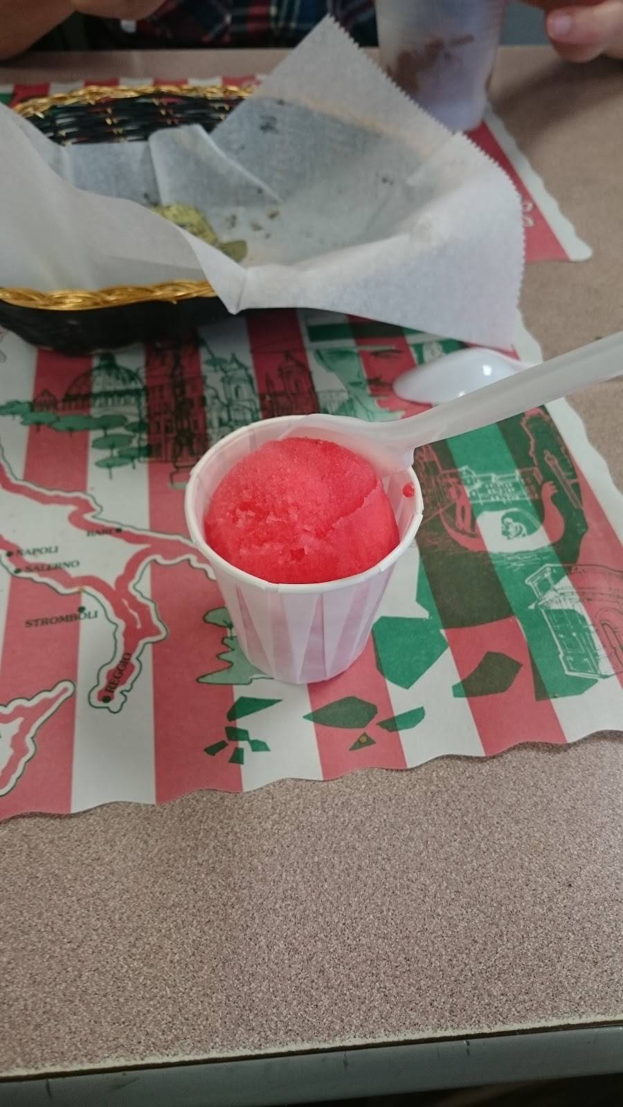 Ginos of Manhasset | restaurant | 480 Plandome Rd, Manhasset, NY 11030, USA | 5166275280 OR +1 516-627-5280