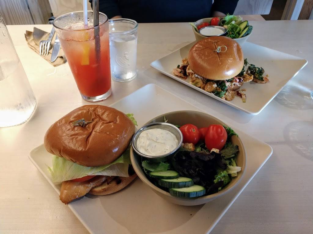 Chicken Shack | restaurant | 1443 W Northern Lights Blvd suite p, Anchorage, AK 99503, USA | 9077430000 OR +1 907-743-0000