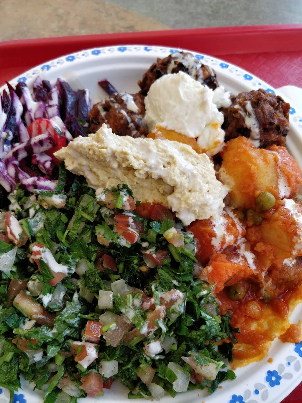 Ghazale Restaurant | restaurant | 3180 Lake Shore Blvd W, Etobicoke, ON M8V 4B7, Canada | 4162524417 OR +1 416-252-4417