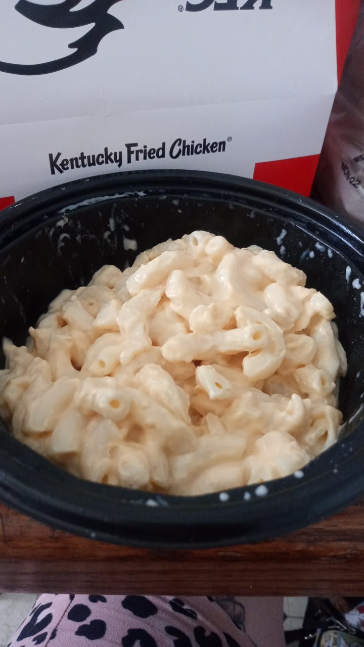 KFC | restaurant | 7601 Oswego Rd, Liverpool, NY 13090, USA | 3154091055 OR +1 315-409-1055