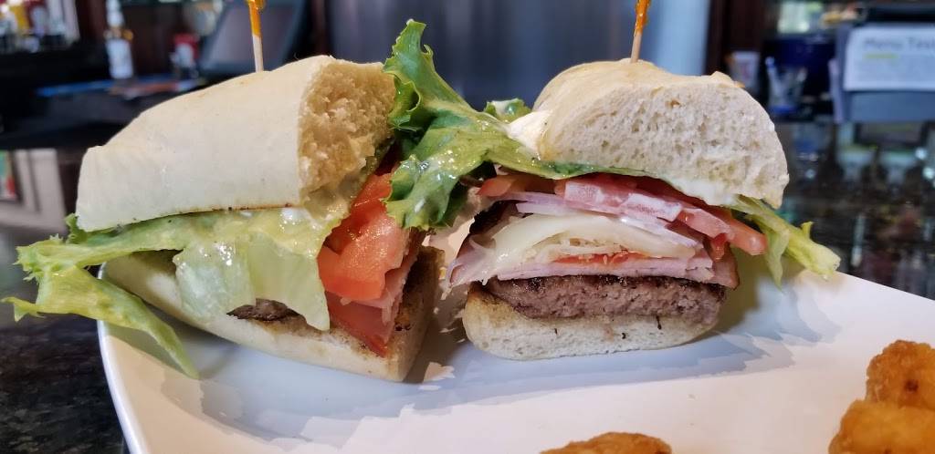 Rivals Sports Grille | restaurant | 6710 Smith Rd, Middleburg Heights, OH 44130, USA | 2162670005 OR +1 216-267-0005