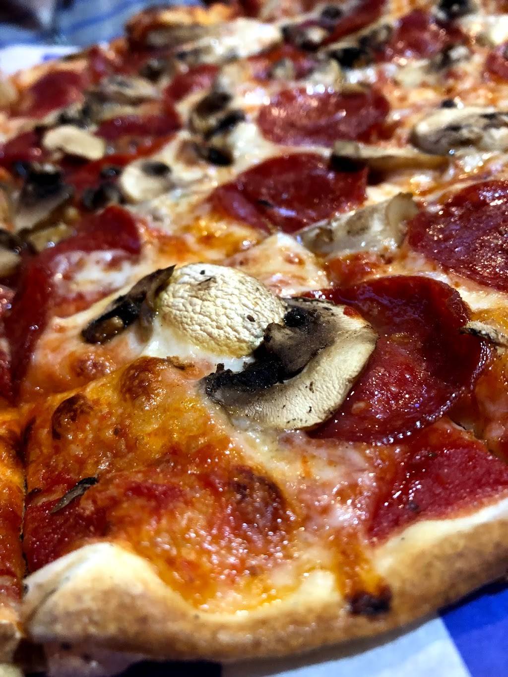 Shaners Pizza | restaurant | 6500 Superior Ave, Sarasota, FL 34231, USA | 9419272708 OR +1 941-927-2708