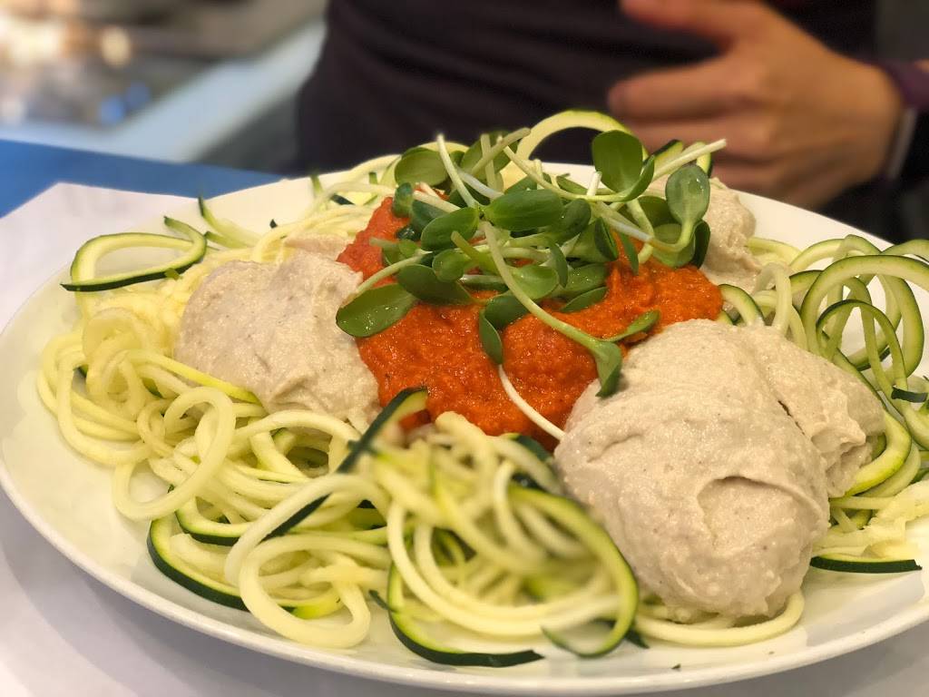 The Oneness-Fountain-Heart | restaurant | 157-19 72nd Ave, Flushing, NY 11367, USA | 7185913663 OR +1 718-591-3663