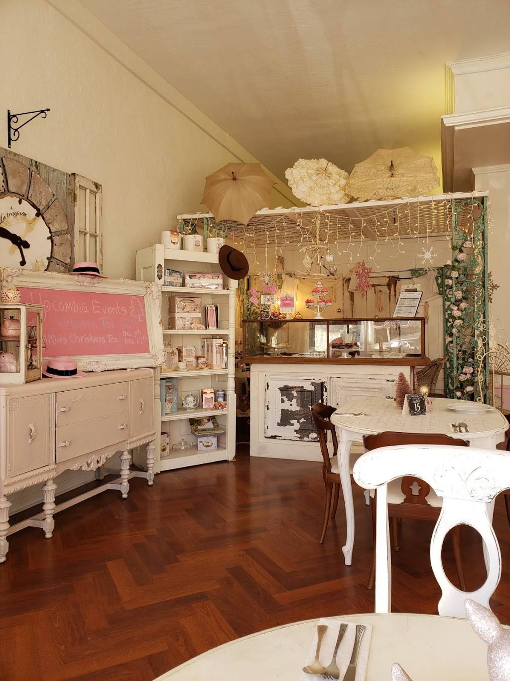 Penelope Pearls Tea Room & Parlor | restaurant | 507 N Roane St, Harriman, TN 37748, USA | 8653155461 OR +1 865-315-5461