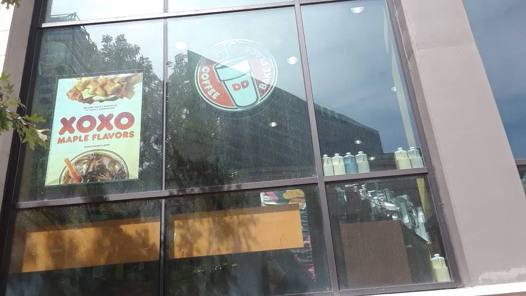 Dunkin | bakery | 400 Charlotte Ave, Nashville, TN 37219, USA | 6152560067 OR +1 615-256-0067