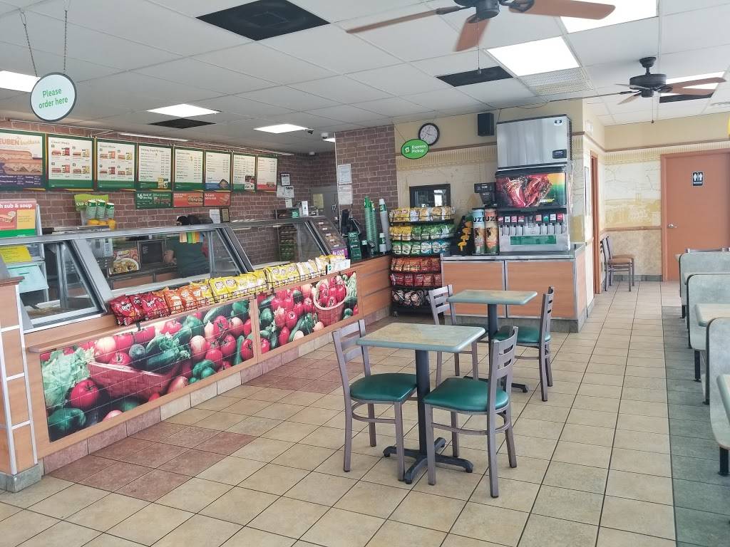 Subway Restaurants | restaurant | 10904 Scarsdale Blvd Suite 180 Scarsdale Village SC, Houston, TX 77089, USA | 2814847223 OR +1 281-484-7223