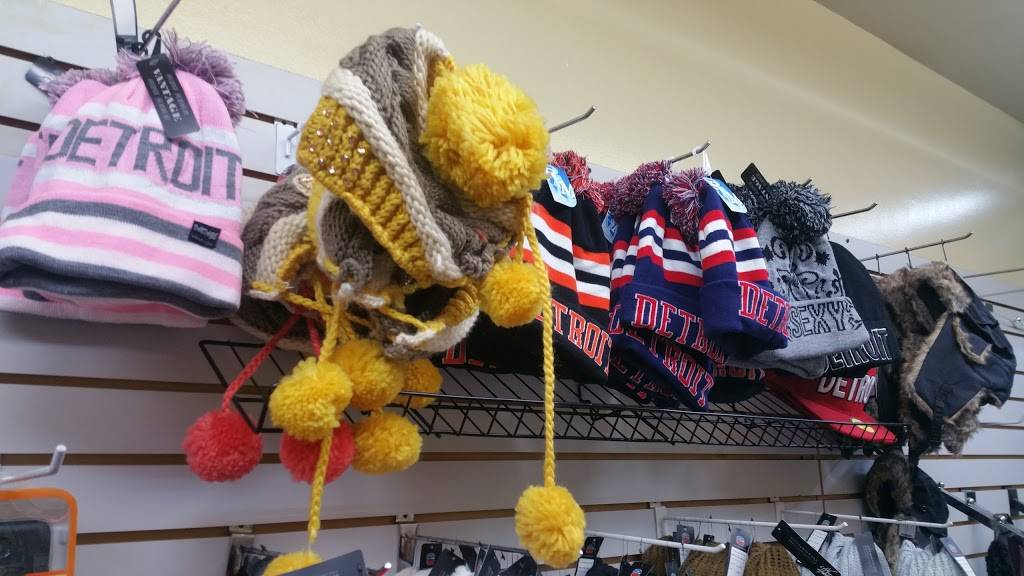 Sunkiss Cellular Boost Mobile | restaurant | 13535 Puritan Ave, Detroit, MI 48227, USA | 3132720100 OR +1 313-272-0100