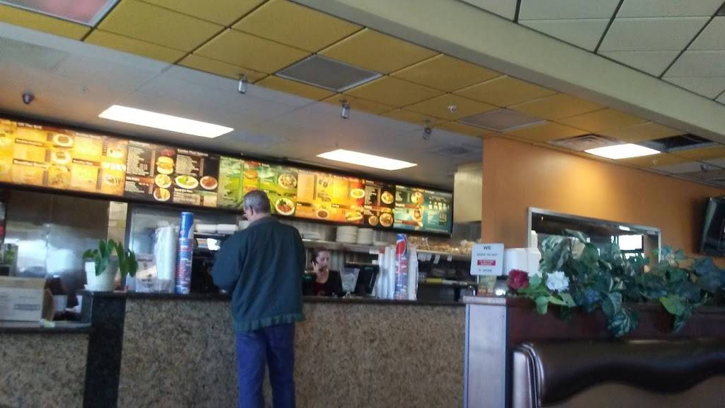 Harrys Cafe | restaurant | 748 Ramona Expy, Perris, CA 92571, USA | 9519437200 OR +1 951-943-7200