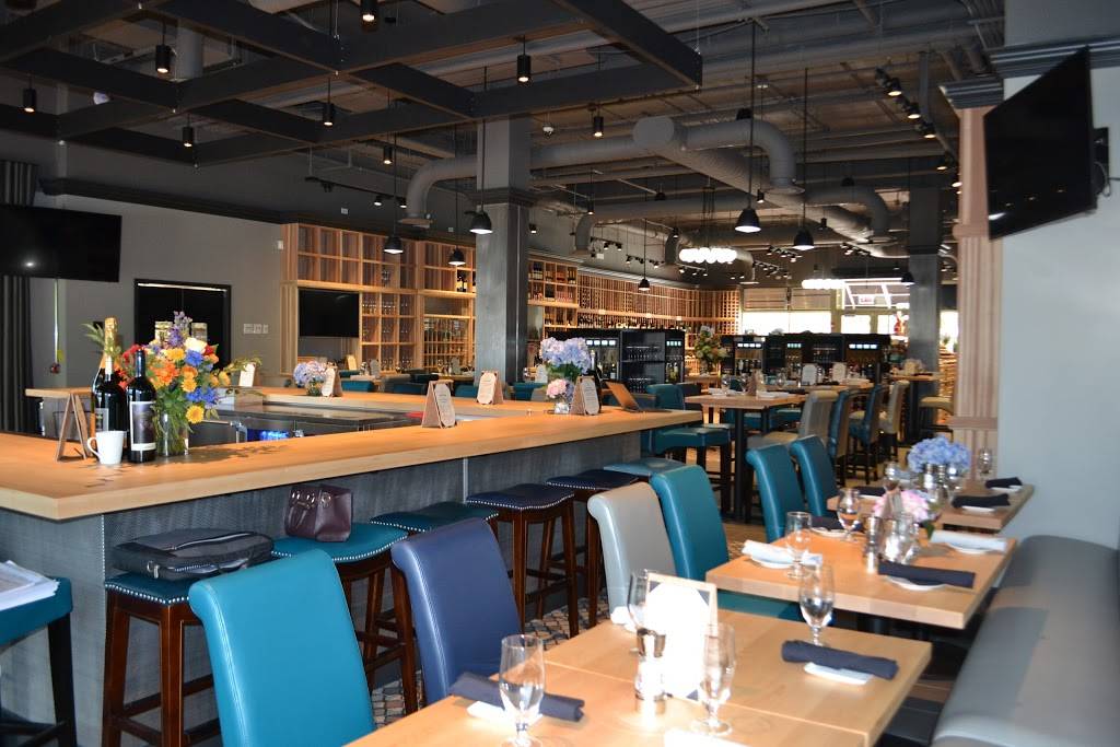 SixtyFour - Wine Bar & Kitchen | restaurant | 123 Water St #105a, Naperville, IL 60540, USA | 6307806464 OR +1 630-780-6464