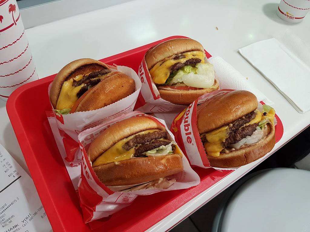 In-N-Out Burger | restaurant | 1350 Del Monte Blvd, Seaside, CA 93955, USA | 8007861000 OR +1 800-786-1000