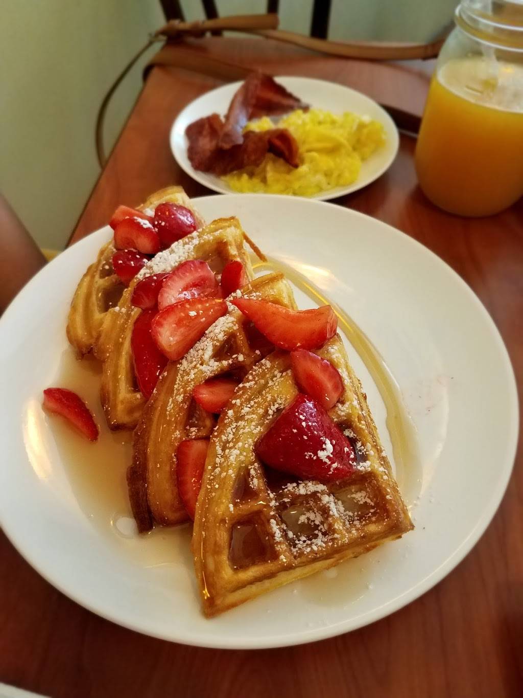 Leche Y Miel | restaurant | 5761 Broadway, Bronx, NY 10463, USA | 7187085787 OR +1 718-708-5787