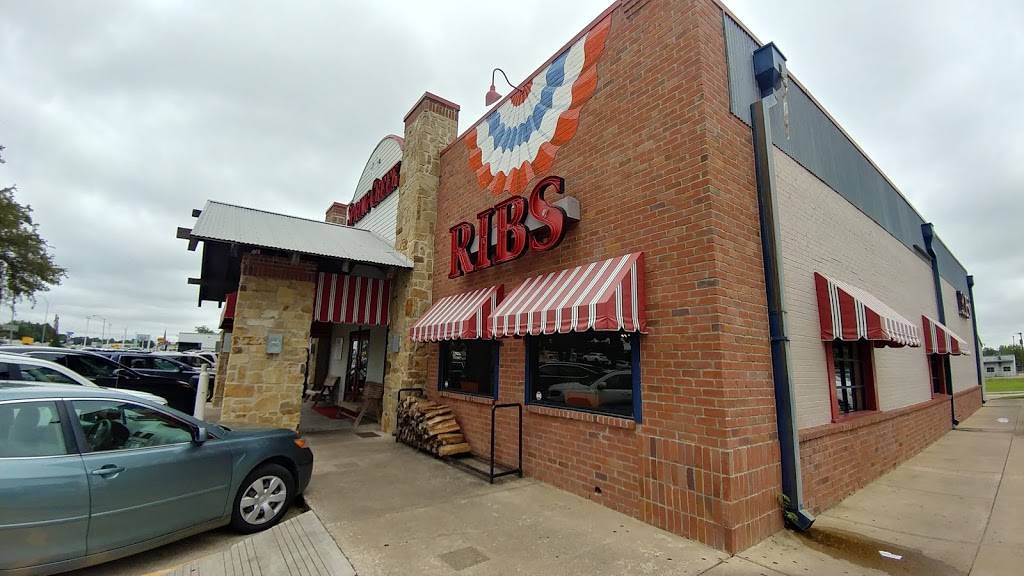 Spring Creek Barbeque | restaurant | 270 N Central Expy, Richardson, TX 75080, USA | 9726690505 OR +1 972-669-0505